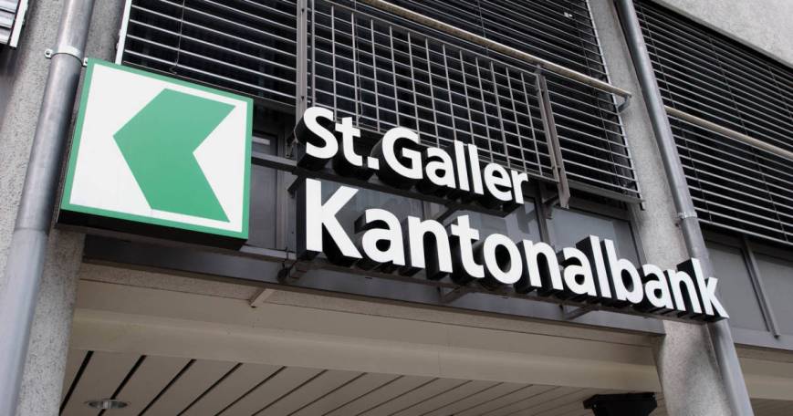 St. Galler Kantonalbank Launches Bitcoin and ETH Trading in Partnership with SEBA Bank